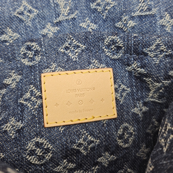 Brand new authentic Louis Vuitton denim remix Sunset - Picture 9 of 17